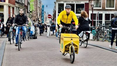 Avrupa Birliği'ne (AB) üye 27 ülkenin toplam nüfusu 2024 yılı