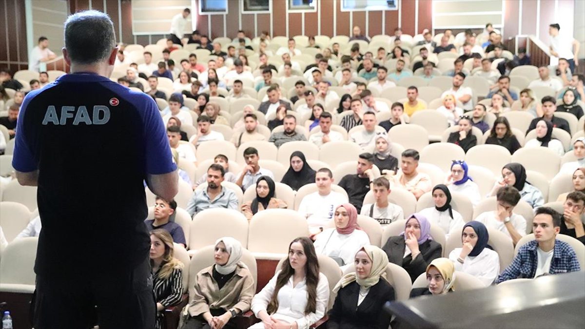 AK Parti Gençlik Kolları ile Afet ve Acil Durum Yönetimi