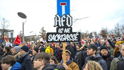 Almanya'da iktidardaki Sosyal Demokrat Parti (SPD), Yeşiller ve Hür Demokrat