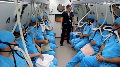 Kayseri'de sağ kulağında ani işitme kaybı yaşayan 68 yaşındaki emekli