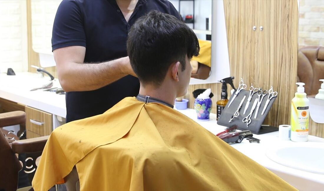 Ticaret Bakanlığının berber, kuaför ve güzellik salonlarının ülke genelinde haftanın