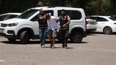 Antalya'nın Muratpaşa ilçesindeki parkta dün 1 kişinin ölümüne ilişkin 1