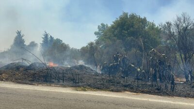  Antalya'da Yangına, 3 helikopter, 2 uçak, 4 arazöz ve
