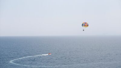 ANTALYA (AA) – Antalya'da yüzde 81'e ulaşan nemden ve yüksek