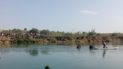 ANTALYA (AA) – Antalya'nın Manavgat ilçesinde yüzmek için ırmağa giren