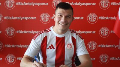 Trendyol Süper Lig ekiplerinden Antalyaspor, Paraguaylı forvet Braian Jose Samudio