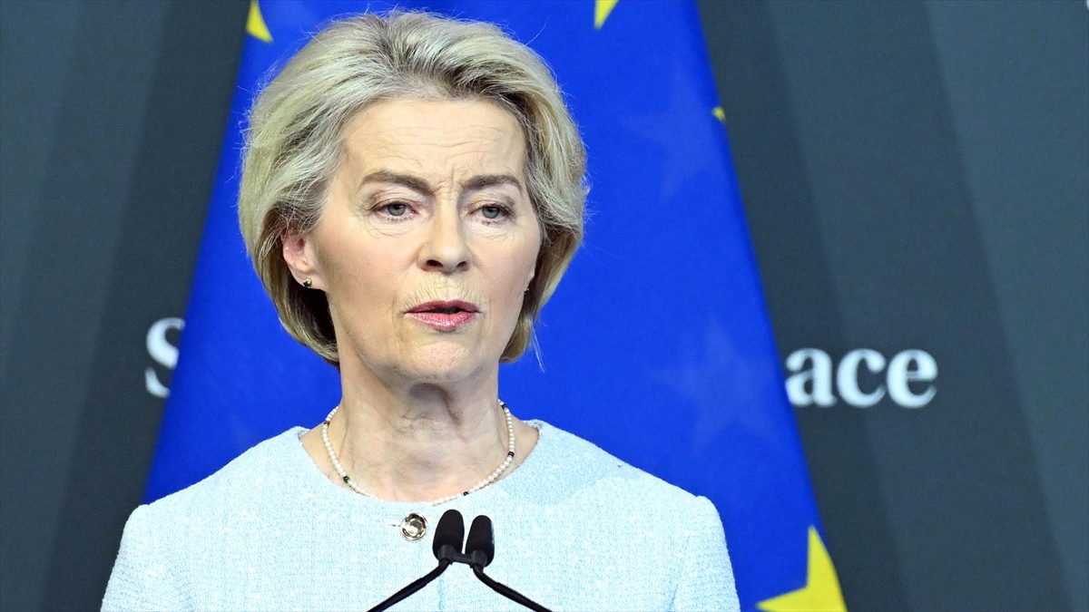 AP'de yeni kurulan aşırı sağcı grubun temsilcisi Christine Anderson, AB