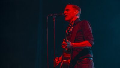 Müzik dünyasından birçok yabancı sanatçı, yıl sonuna kadar Türkiye'de birçok