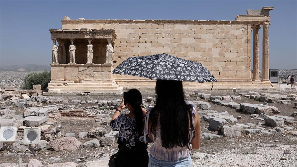 ATİNA (AA) – Yunanistan Kültür Bakanlığı, yaptığı yazılı açıklamada, aşırı