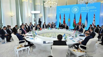 Azerbaycan Cumhurbaşkanı İlham Aliyev, "Zengin doğal kaynaklarımız, ulaştırma bağlantılarımız, zengin