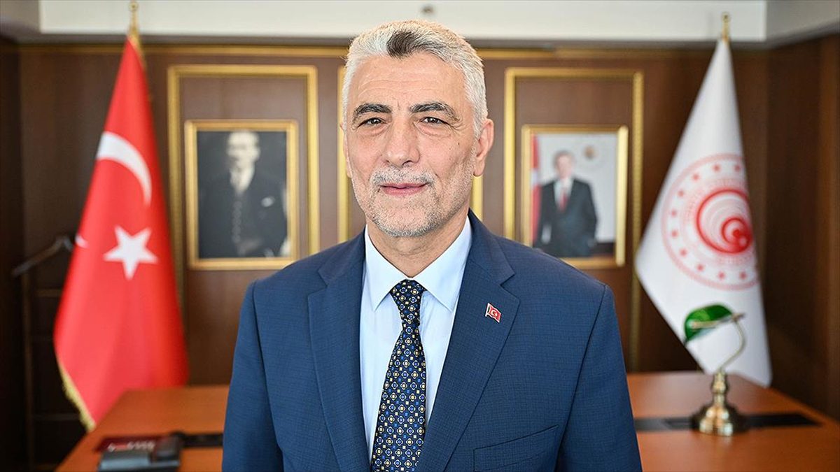 Ticaret Bakanı Bolat, Çinli BYD'nin Türkiye'ye yatırım kararına ilişkin, "Bu