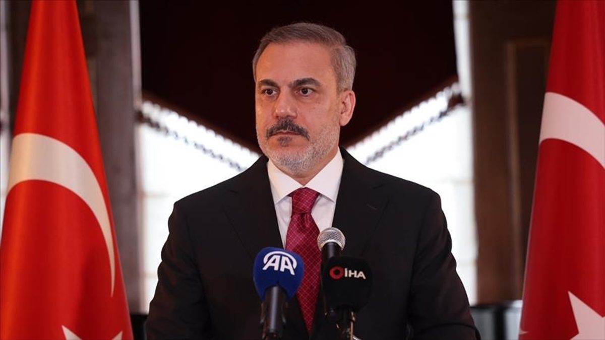 Dışişleri Bakanı Hakan Fidan, İsrail'e tepki olarak, "Cumhurbaşkanımız insanlık vicdanının