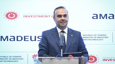 İSTANBUL (AA) – Amadeus’un Torun Center’daki İstanbul AR-GE merkezinin a&ccedil;ılışında