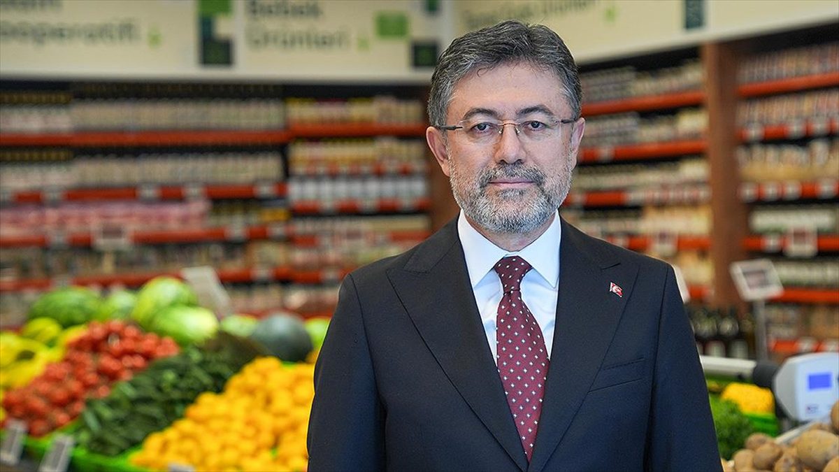 Tarım ve Orman Bakanı Yumaklı, "Gıda İşletmelerinde Karekod Uygulaması"na ilişkin,