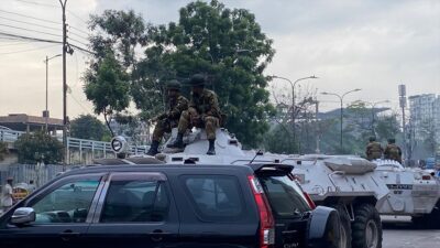 Bangladeş'te Bağımsızlık Savaşı'na katılanların ailelerine kamuda kontenjan ayrılmasının ardından başlayan