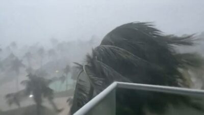 Venezuela'da, Atlantik Okyanusu'nda oluşan Beryl Kasırgası nedeniyle hayatını kaybedenlerin sayısı