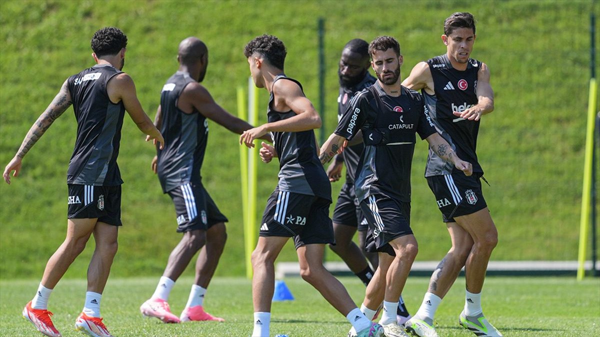Yeni sezon hazırlıklarına Slovenya'nın Maribor şehrinde devam eden Beşiktaş, yarın