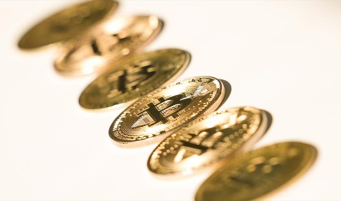 Kripto para birimi Bitcoin'in fiyatı, ABD'de Donald Trump'ın başkanlık yarışını