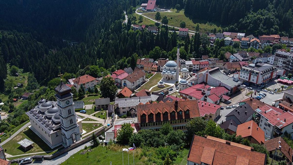 Bosna Hersek'te 1992-1995'teki savaşta Sırplar tarafından ortadan kaldırılan ve Vakıflar
