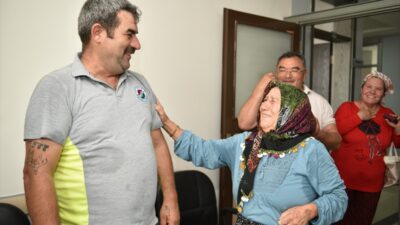 ANTALYA (AA) – Antalya'da, Kepez Belediye Başkanı Mesut Kocagöz, içinde