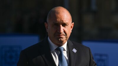 Bulgaristan Cumhurbaşkanı Rumen Radev, ülkenin Svilengrad bölgesinde çıkan yangınların kontrol