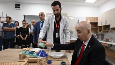 Cumhurbaşkanı Başdanışmanı 15 Temmuz gazisi Turgut Aslan, Etlik Şehir Hastanesi