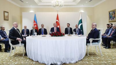 Cumhurbaşkanı Recep Tayyip Erdoğan, Azerbaycan Cumhurbaşkanı İlham Aliyev ve Pakistan