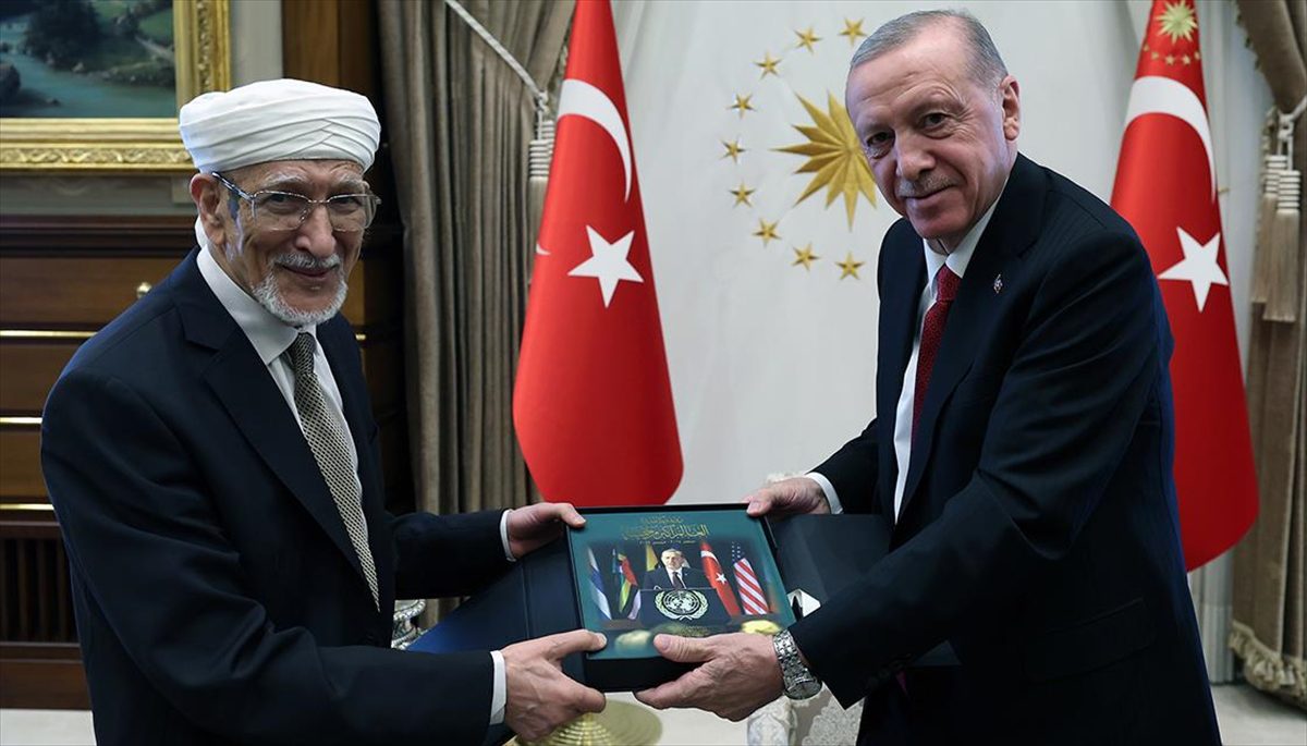 ANKARA (AA) – Cumhurbaşkanlığı Külliyesi’nde basına kapalı gerçekleştirilen kabulde, Taha