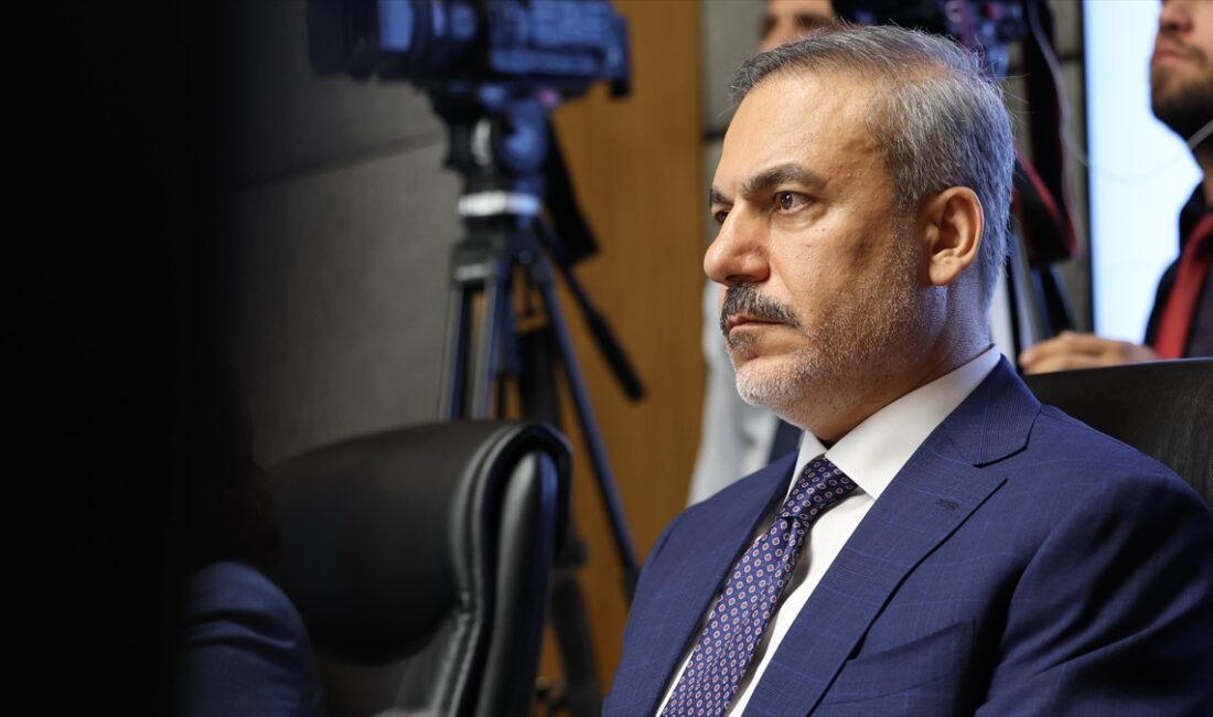 Dışişleri Bakanı Hakan Fidan, "Netanyahu'yu ayakta alkışlayanlar tarihe eli kanlı