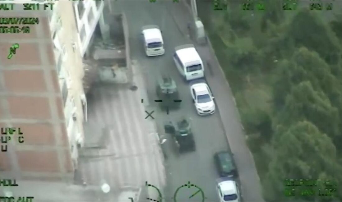 Diyarbakır'da helikopter destekli uyuşturucu operasyonunda 500 kilogram esrar ve türevi,