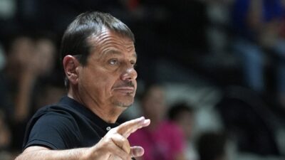 Panathinaikos'un Türk çalıştırıcısı Ergin Ataman, Yunanistan'da yılın başantrenörü seçildi.