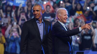 Eski ABD Başkanı Barack Obama'nın mevcut Başkan Joe Biden'ın 5