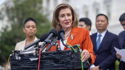 Eski ABD Temsilciler Meclisi Başkanı Nancy Pelosi, ABD Başkanı Joe