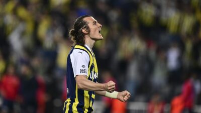Fenerbahçe Kulübü, geçen sezonun ikinci yarısında sarı-lacivertli ekipte kiralık olarak