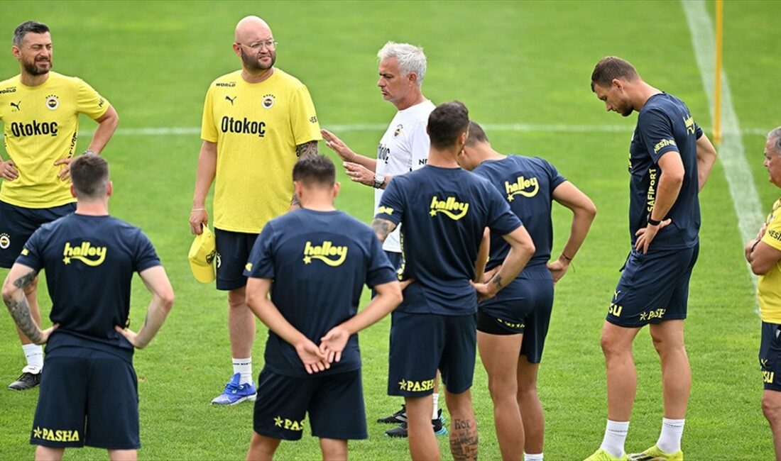 Fenerbahçe, Avusturya kampındaki son hazırlık maçında yarın Fransa'nın Strasbourg ekibiyle