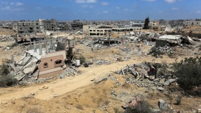 Filistin Bayındırlık ve İskan Bakanı Ahid Biseysu, İsrail'in Gazze Şeridi'ndeki