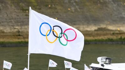 Fransa'nın ev sahipliğinde düzenlenen 2024 Paris Olimpiyat Oyunları'nda ülkesini temsil