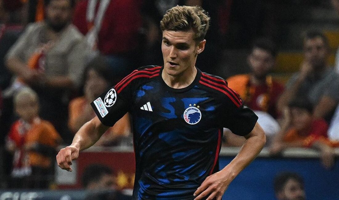 Galatasaray Kulübü, Danimarkalı sağ bek Elias Jelert'in transferi için görüşmelere