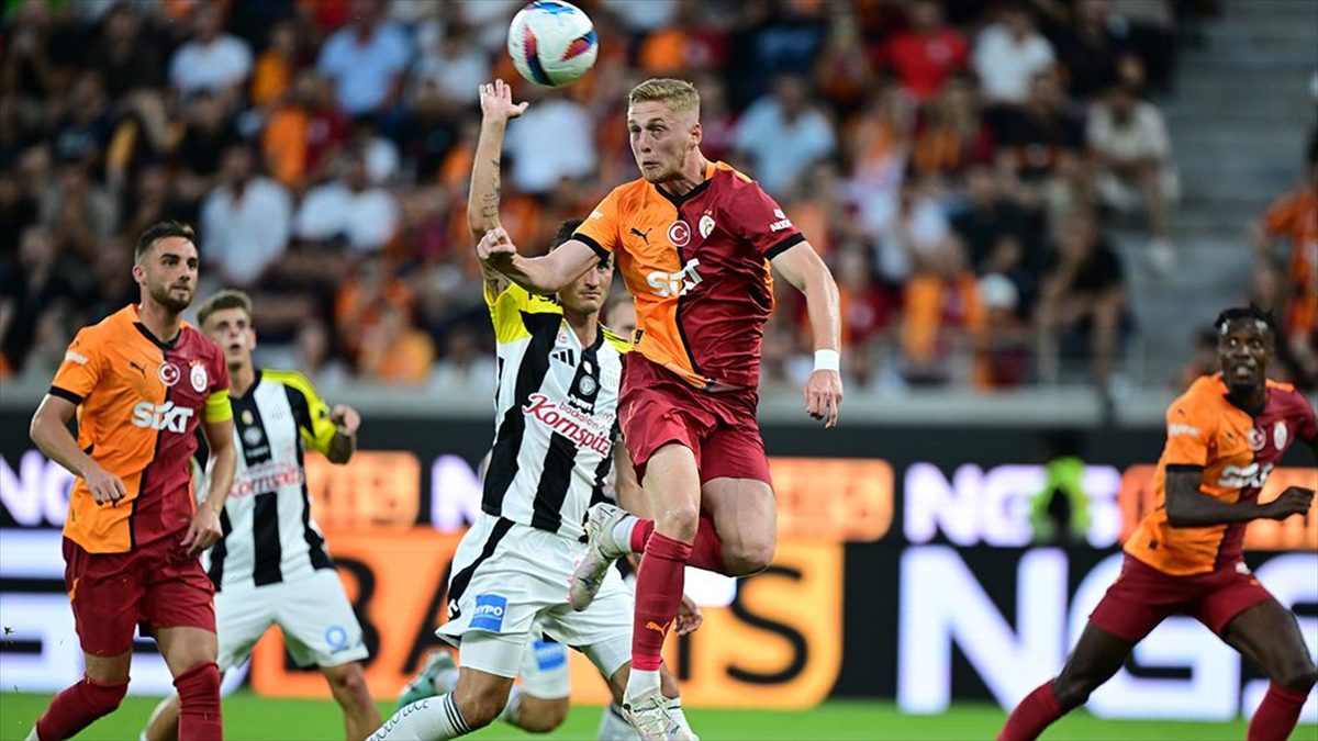 Sezon öncesi çalışmalarını Avusturya'da sürdüren Galatasaray, ilk hazırlık maçında Avusturya