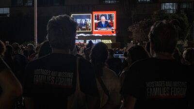 Gazze'deki İsrailli esirlerin yakınları, Başbakan Binyamin Netanyahu'nun ABD Kongresi'nde yaptığı