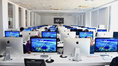 Bilişim Vadisi Genel Müdürü Erkam Tüzgen, "Yazılımcı olmak isteyen öğrencilerimiz,