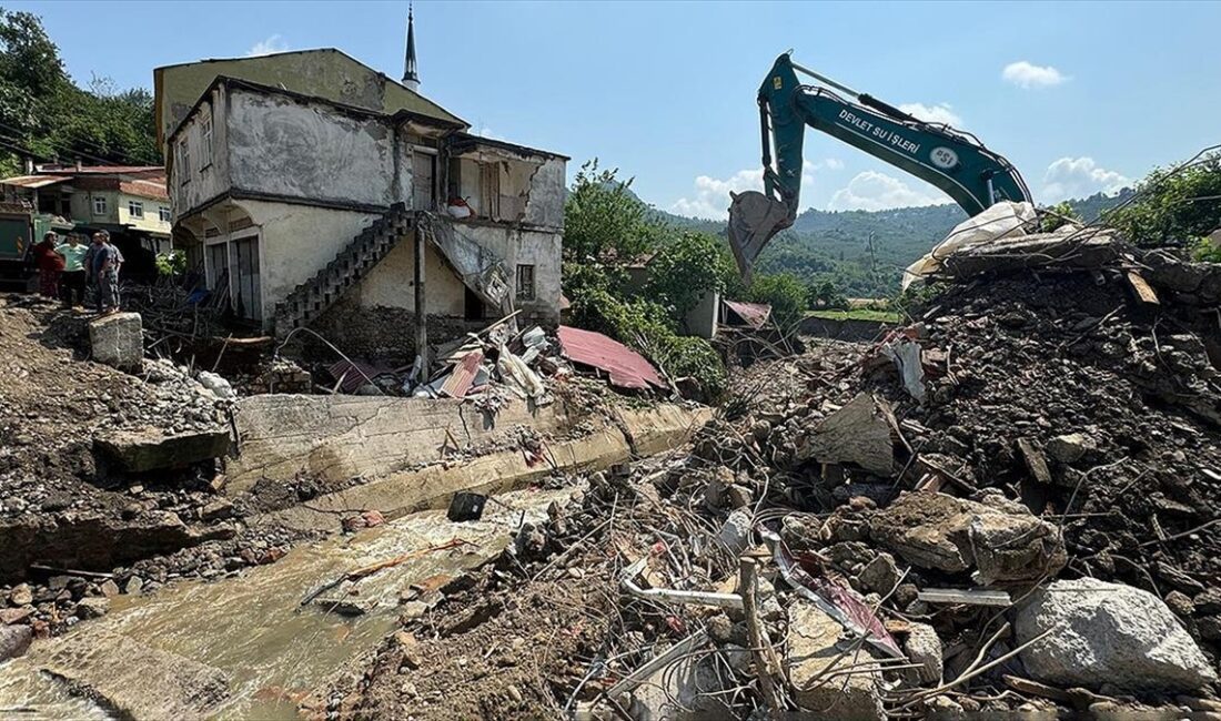 Giresun'da 19-20 Temmuz tarihlerinde meydana gelen sağanağın yol açtığı hasarın