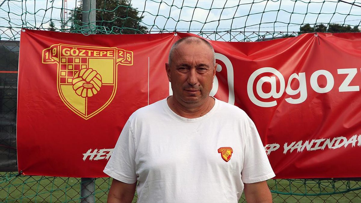 Göztepe'nin teknik direktörü Stoilov, "Dinamizmimizi geliştirmemiz, taktiksel ve organizasyon anlamında