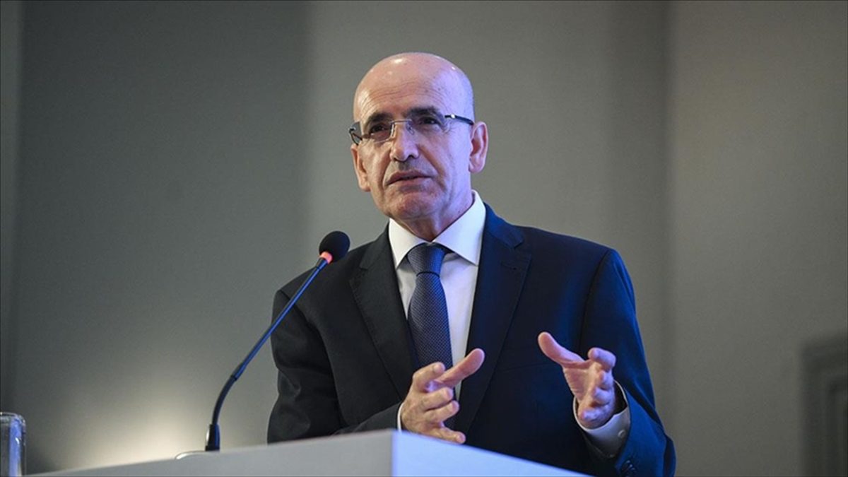 Hazine ve Maliye Bakanı Mehmet Şimşek, yıllık cari açığın mayısta