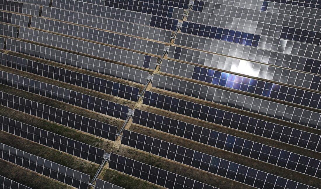Türkiye'de haziranda geçen yılın aynı ayına göre güneş enerjisi santrallerinin