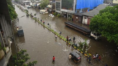 Hindistan'ın Himaçal Pradeş eyaletinde şiddetli yağışların yol açtığı olaylarda haziran