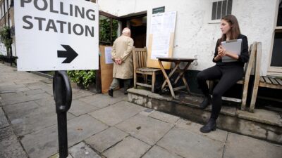 İngiltere'de 4 Temmuz'da yapılacak genel seçimlerin öncesinde halkın oy tercihlerini