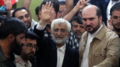 İran cumhurbaşkanı seçimini ikinci turda reformist Mesud Pezeşkiyan'a karşı kaybeden