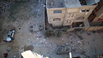 İsrail ordusunun gece boyunca Gazze Şeridi'ne düzenlediği saldırılarda en az