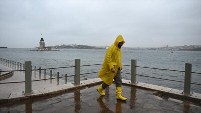 İstanbul Büyükşehir Belediyesi (İBB) Afet Koordinasyon Merkezi (AKOM), kentte dün